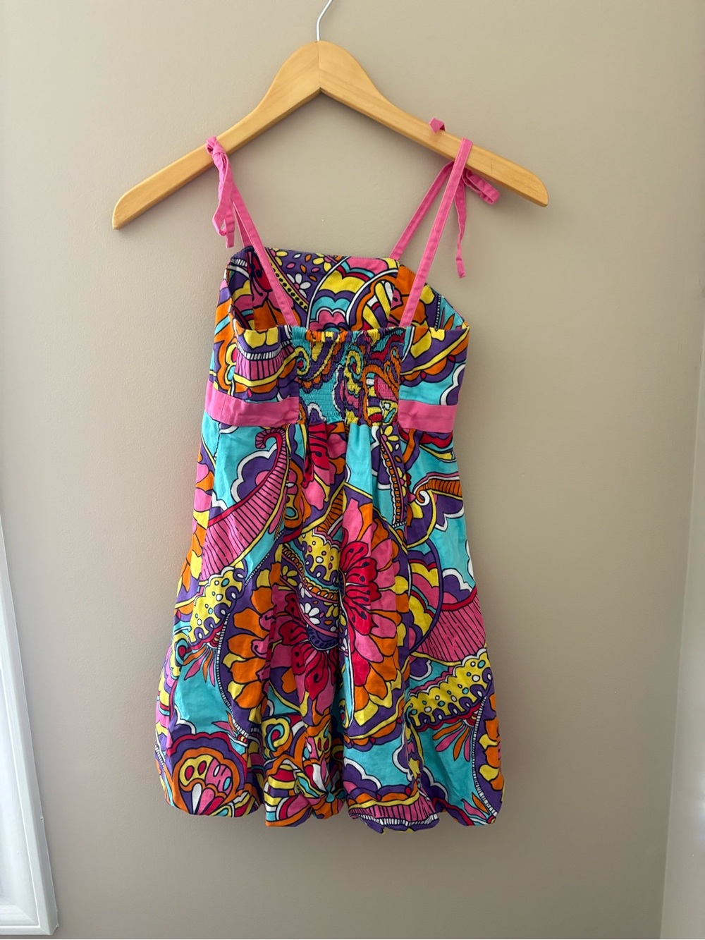 Lilly Pulitzer Girl Bright Floral Paisley Sundress - Pink/Turquoise Bubble skirt - Picture 2 of 3